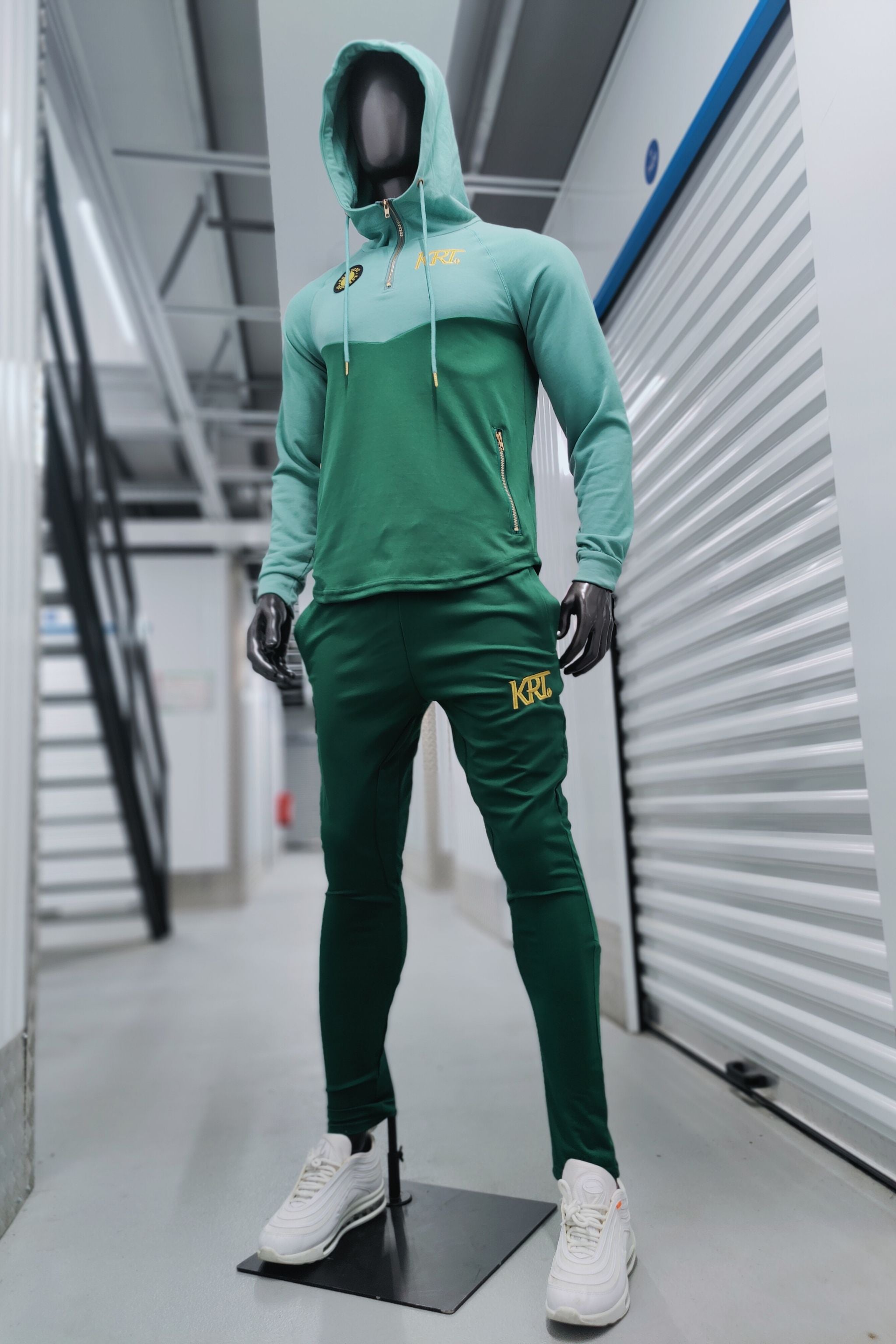Tracksuit (IRON) green