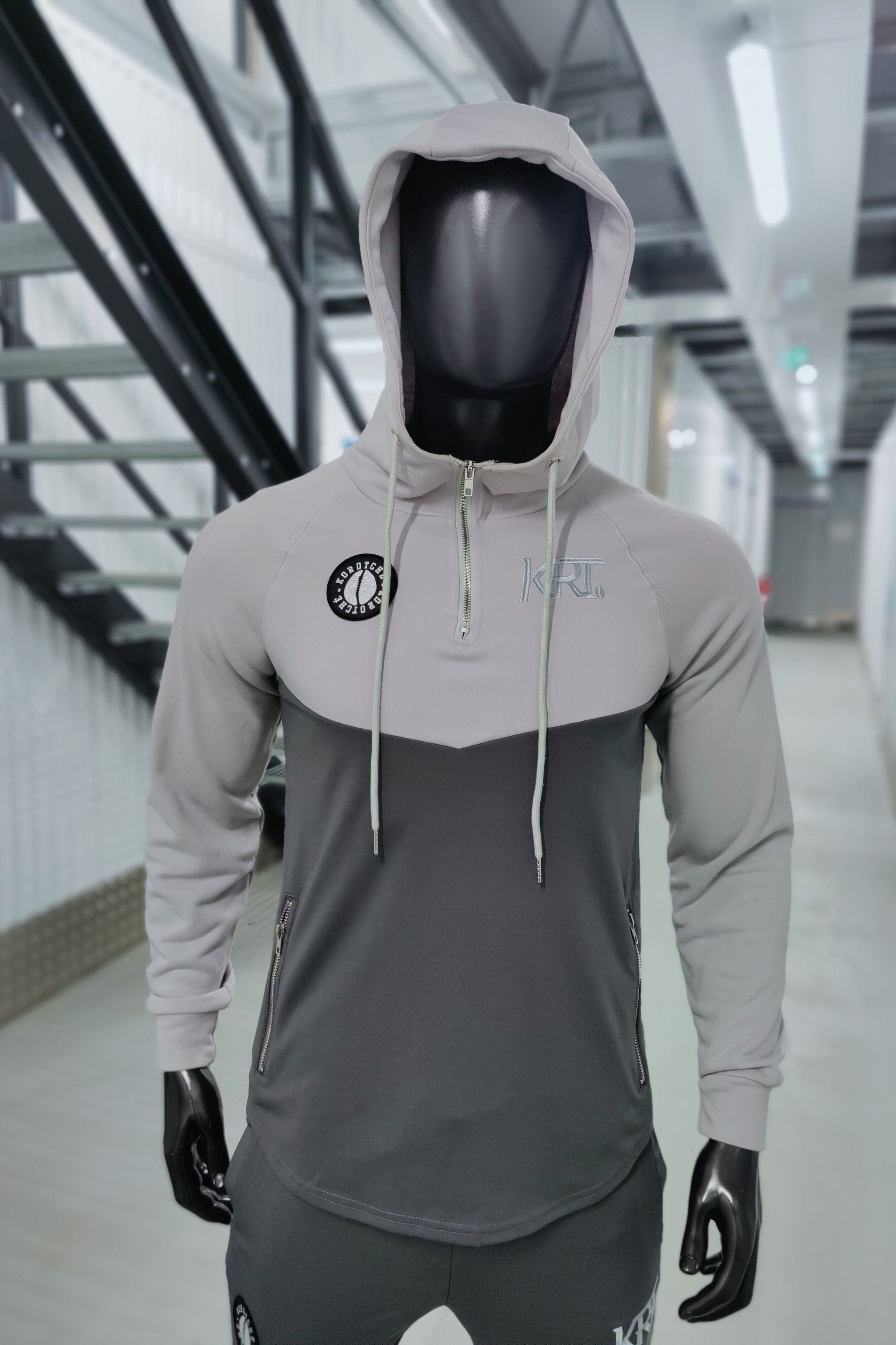 Tracksuit (IRON) gray